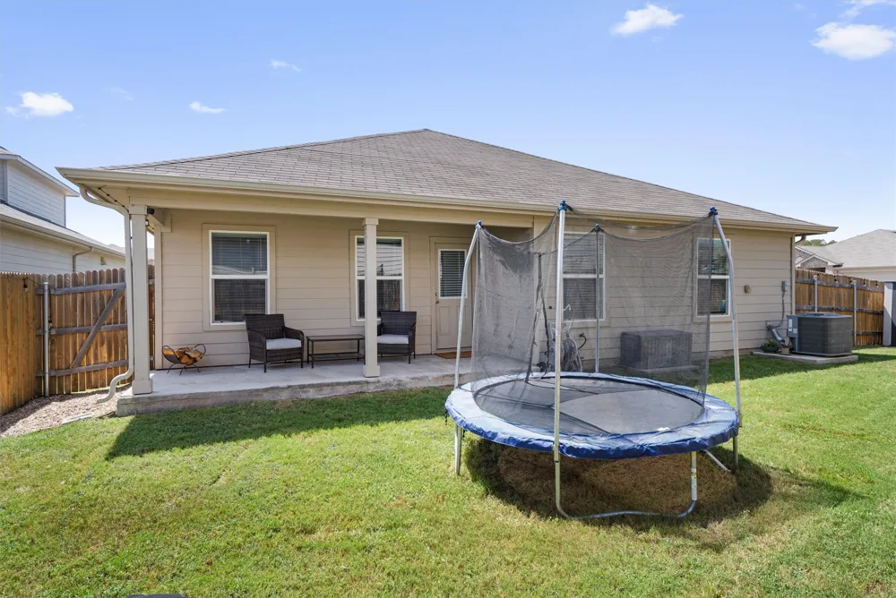 13000 Brahmin Drive Austin, TX 78724