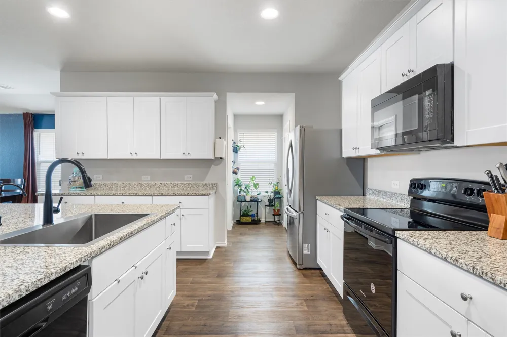 13000 Brahmin Drive Austin, TX 78724