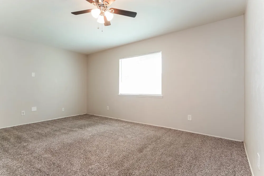 1316 Royal Oak Drive DeSoto, TX 75115