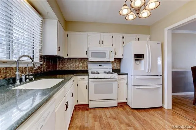 9956 W Progress Place Littleton, CO 80123