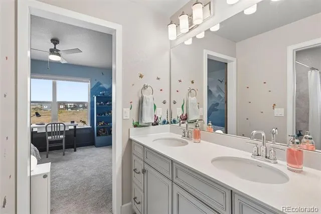 410 Hyde Park Circle Castle Pines, CO 80108