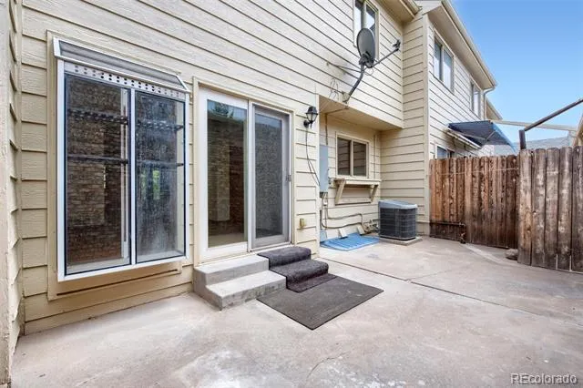 7605 Cove Circle Centennial, CO 80122