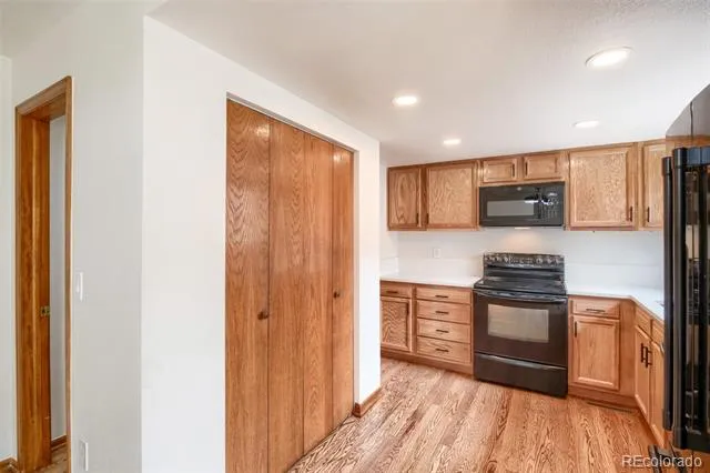 7605 Cove Circle Centennial, CO 80122