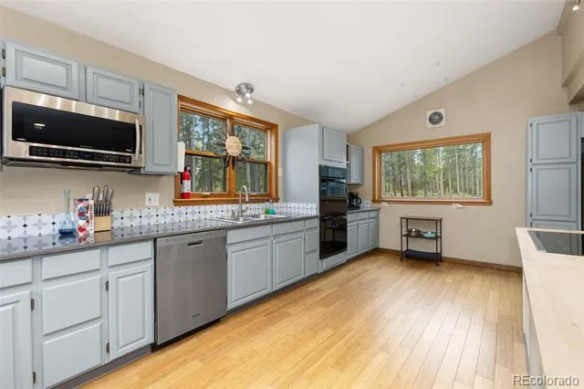 201 Genevas Way Black Hawk, CO 80422