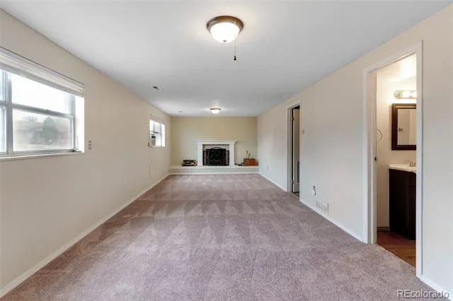 3940 Oberding Drive Colorado Springs, CO 80911