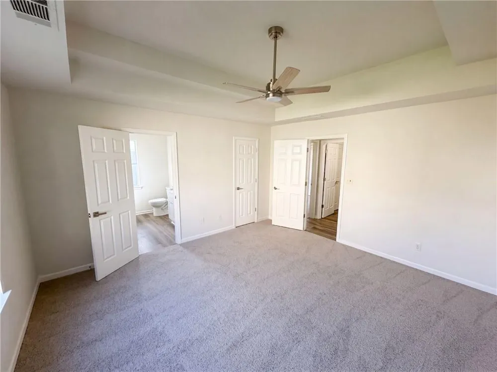 1088 Meadow Glen Circle Fairburn, GA 30213