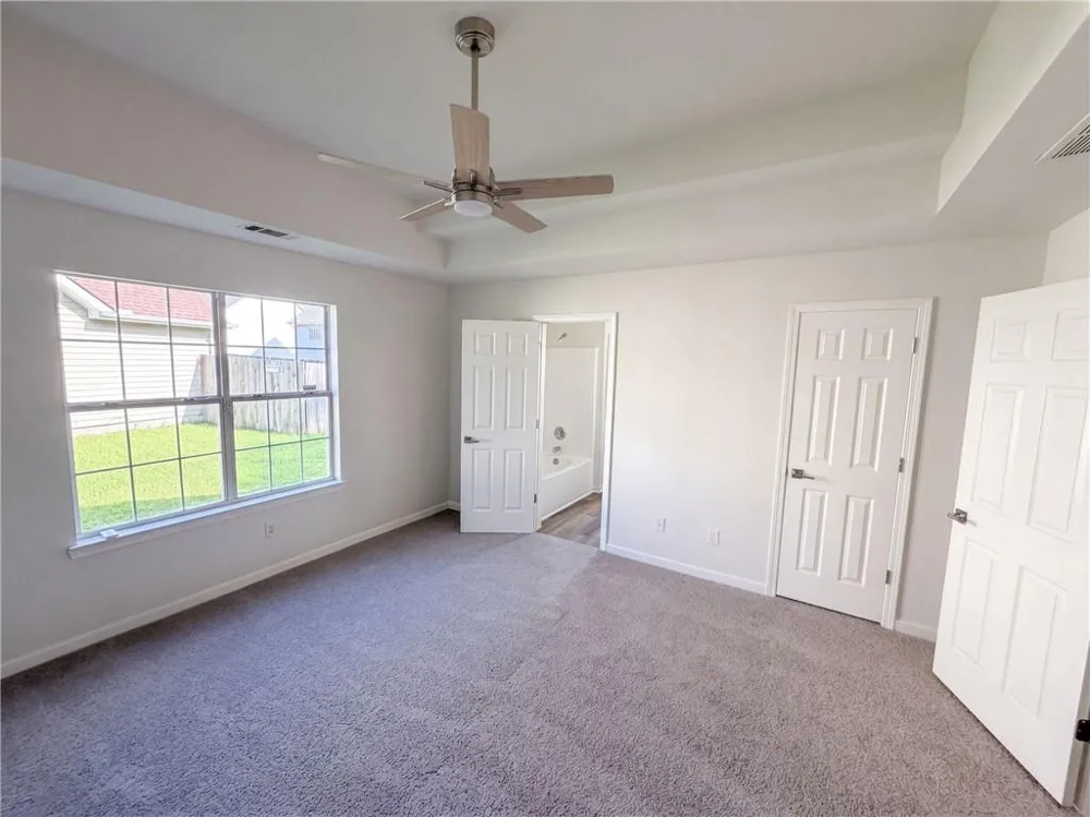 1088 Meadow Glen Circle Fairburn, GA 30213