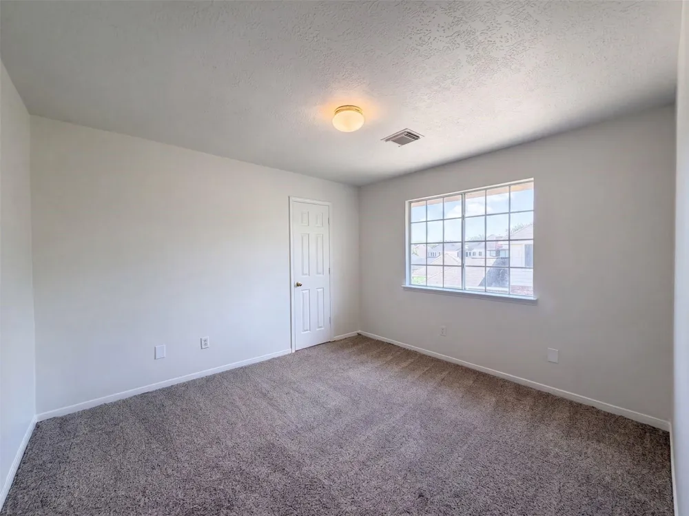 2854 Everett Drive Friendswood, TX 77546
