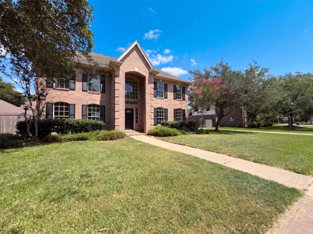 2854 Everett Drive Friendswood, TX 77546