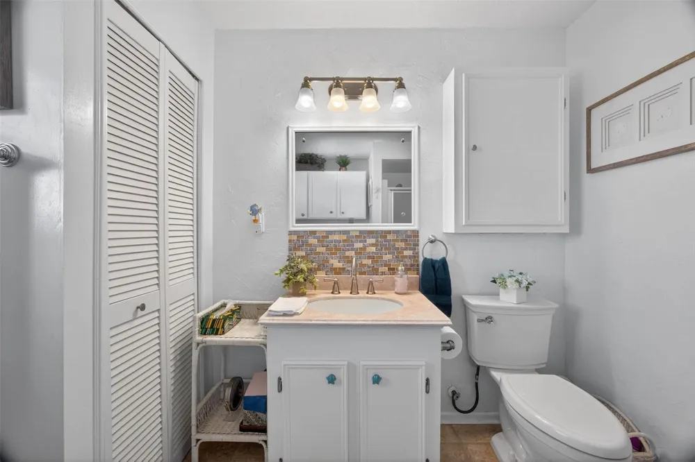 4022 Mason Drive Galveston, TX 77554