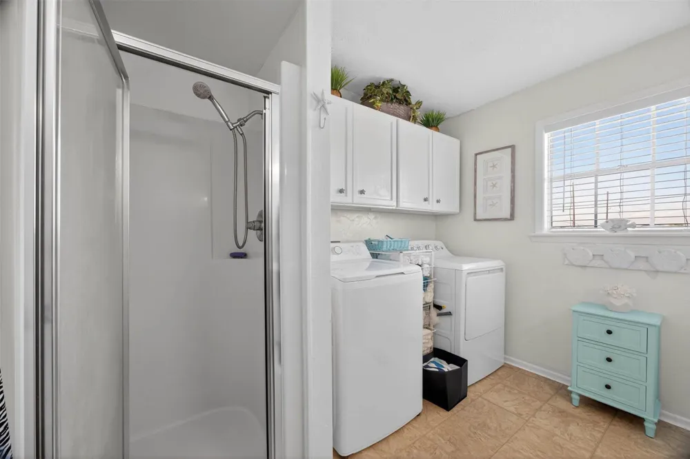4022 Mason Drive Galveston, TX 77554