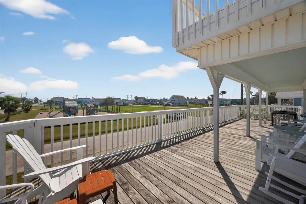 4022 Mason Drive Galveston, TX 77554