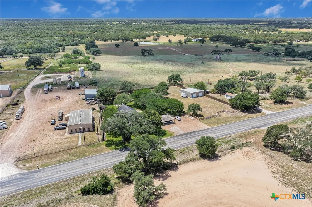 3393 E State Hwy 111 Yoakum, TX 77995