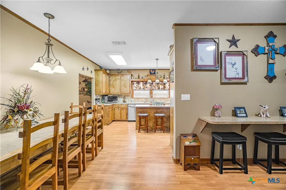 3393 E State Hwy 111 Yoakum, TX 77995