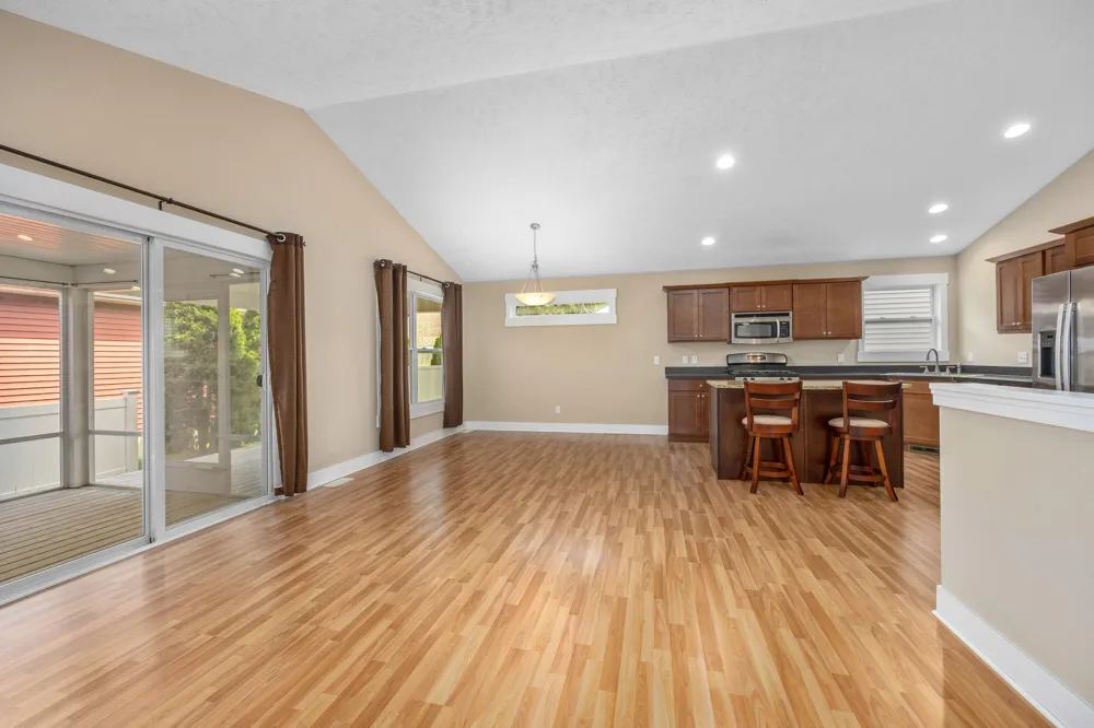 331 Rachaels Way Spring Lake, MI 49456