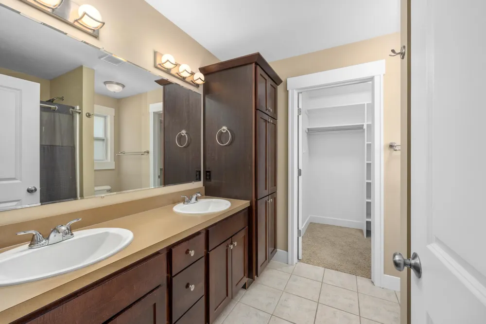 331 Rachaels Way Spring Lake, MI 49456