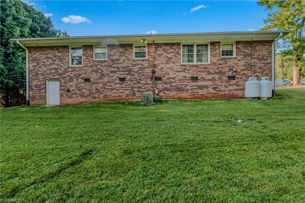 217 Quail Trail Mount Airy, NC 27030