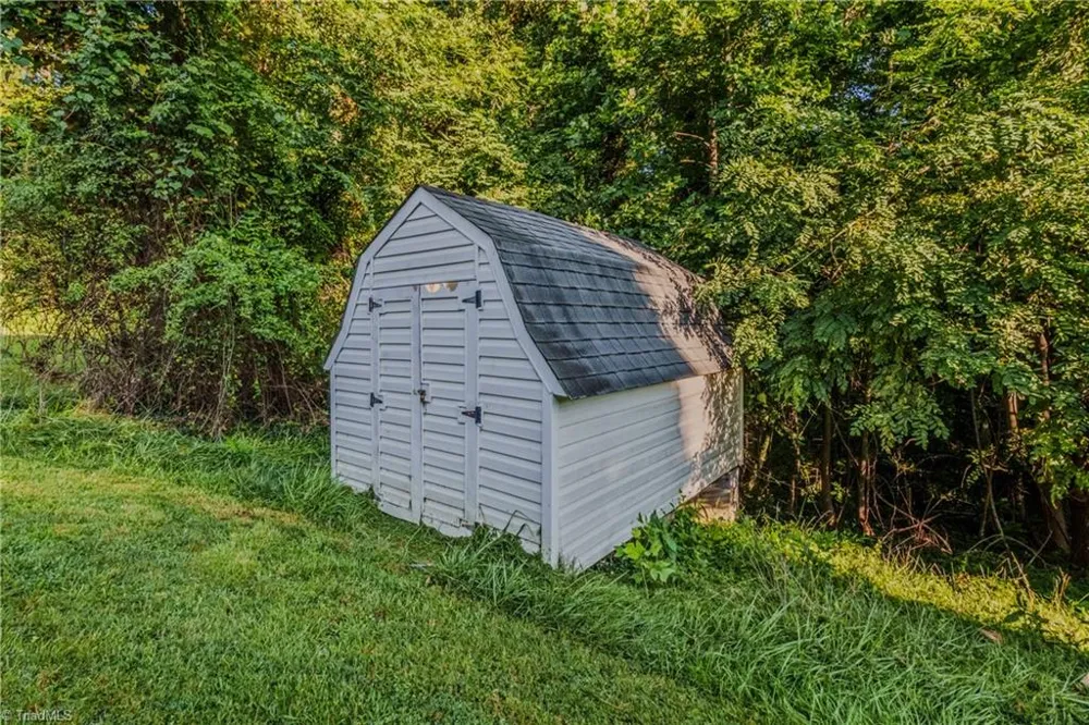 217 Quail Trail Mount Airy, NC 27030