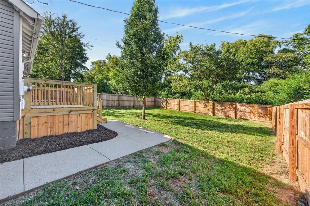 324 Willow Hts Clarksville, TN 37040