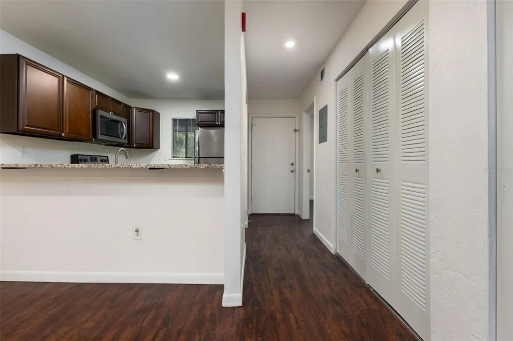 83 SE 16TH AVENUE #E202 Gainesville, FL 32601