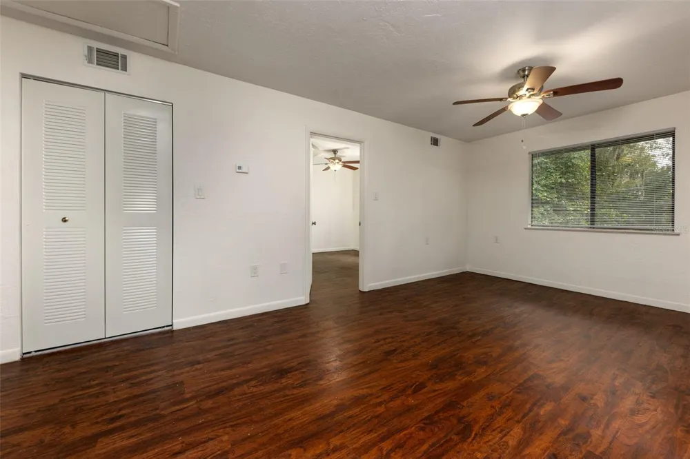 83 SE 16TH AVENUE #E202 Gainesville, FL 32601