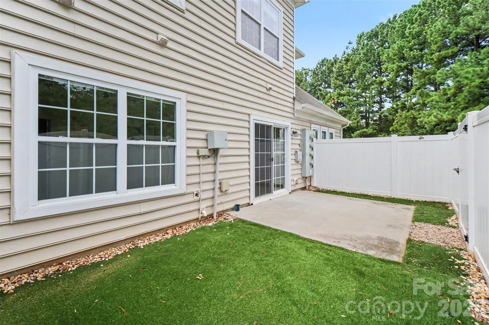 15109 Jade Street Charlotte, NC 28277