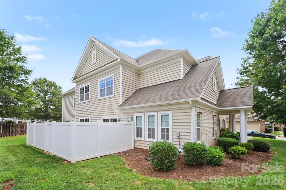 15109 Jade Street Charlotte, NC 28277