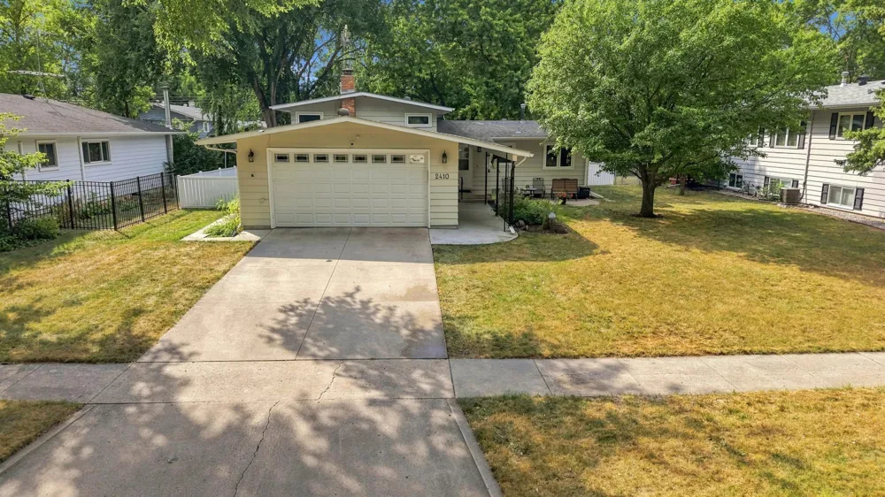 2410 Evergreen Road Fargo, ND 58102