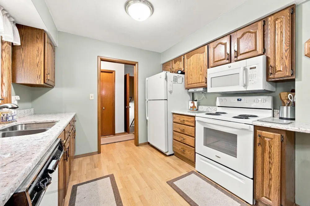 2410 Evergreen Road Fargo, ND 58102