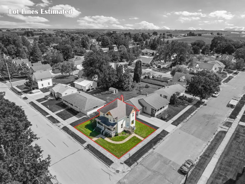 304 E Jefferson Street Caledonia, MN 55921