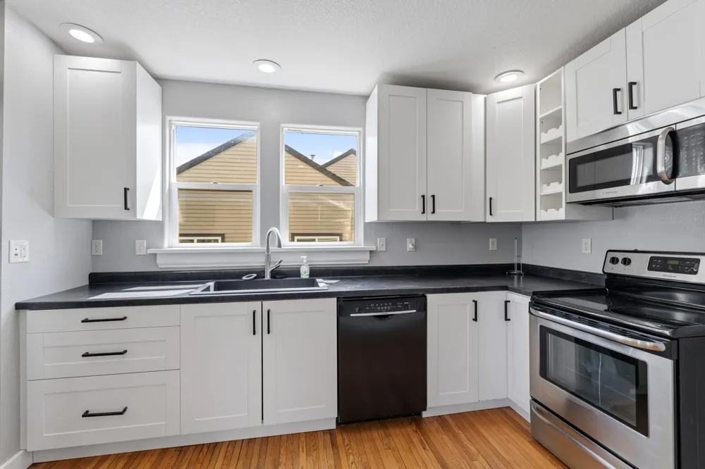 304 E Jefferson Street Caledonia, MN 55921