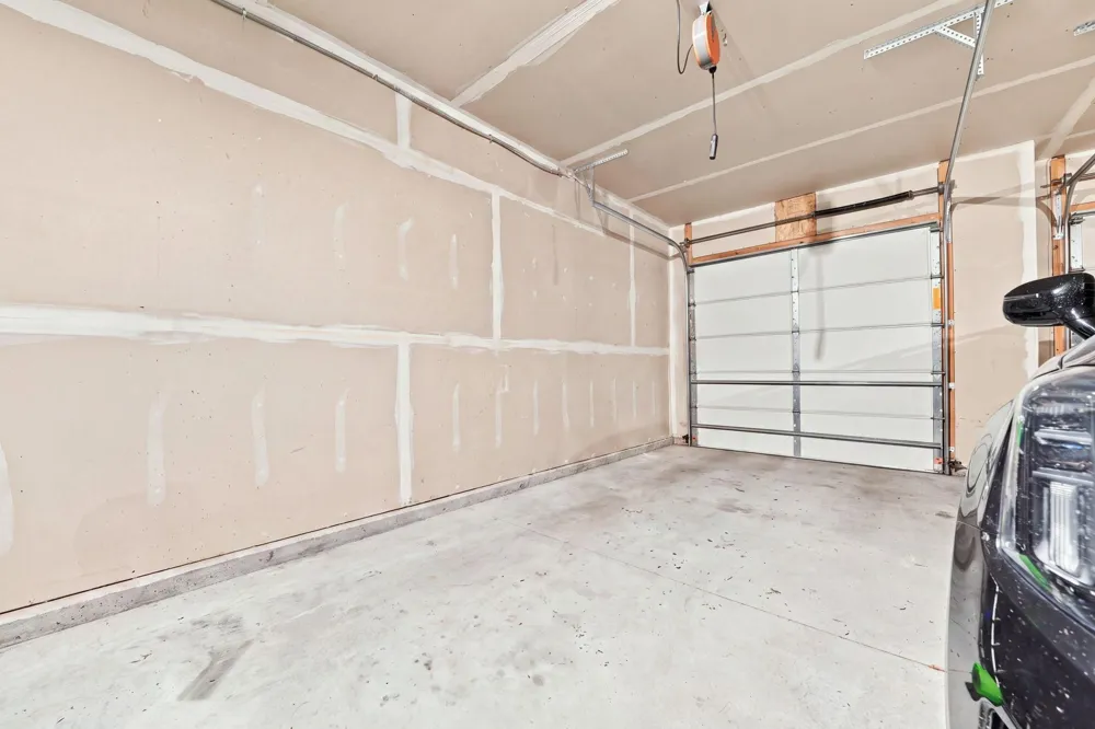 15835 Utah Court Savage, MN 55378