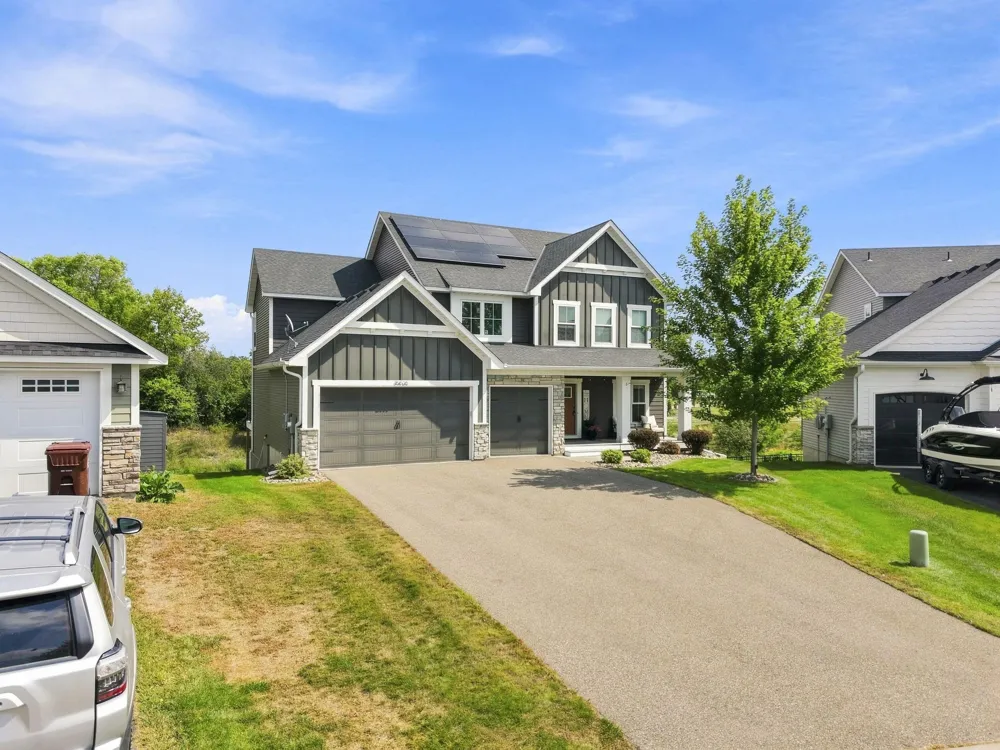 15835 Utah Court Savage, MN 55378