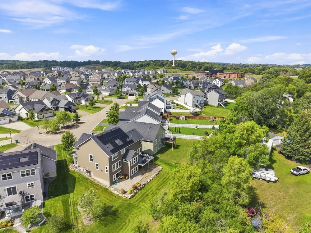 15835 Utah Court Savage, MN 55378