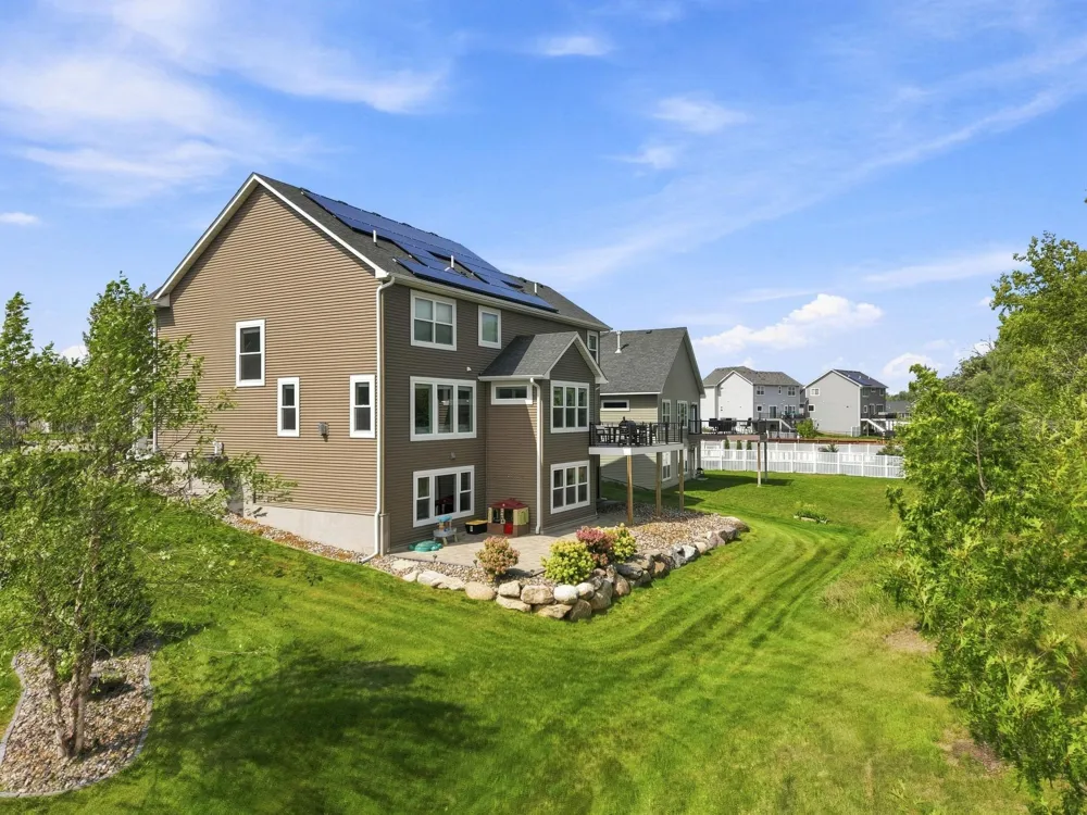 15835 Utah Court Savage, MN 55378