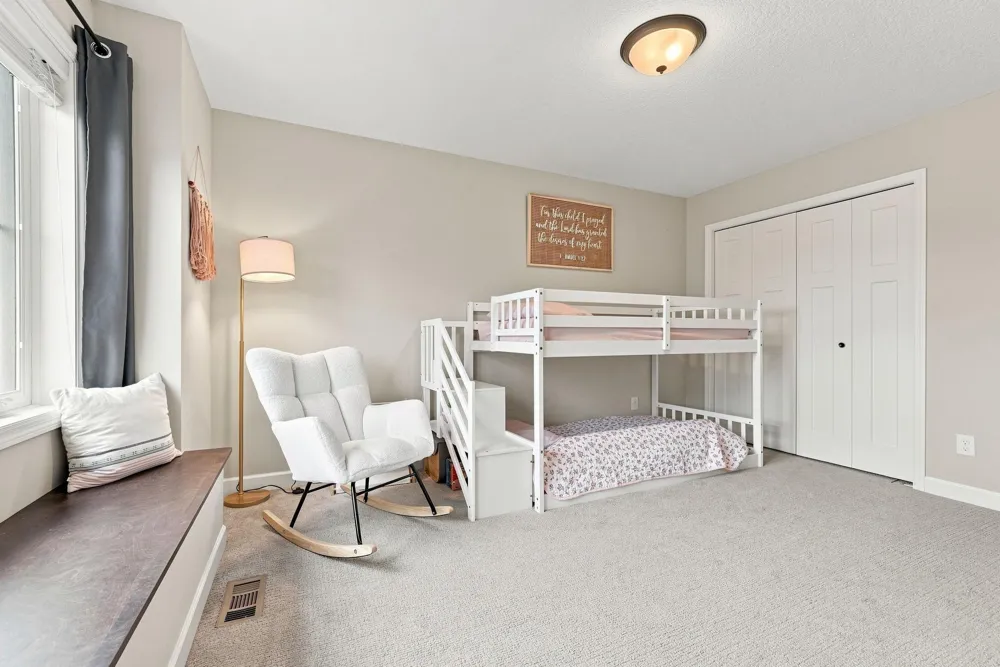 15835 Utah Court Savage, MN 55378
