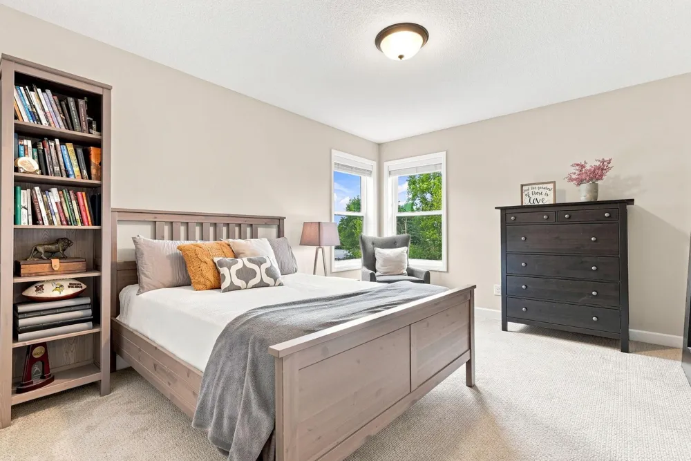15835 Utah Court Savage, MN 55378