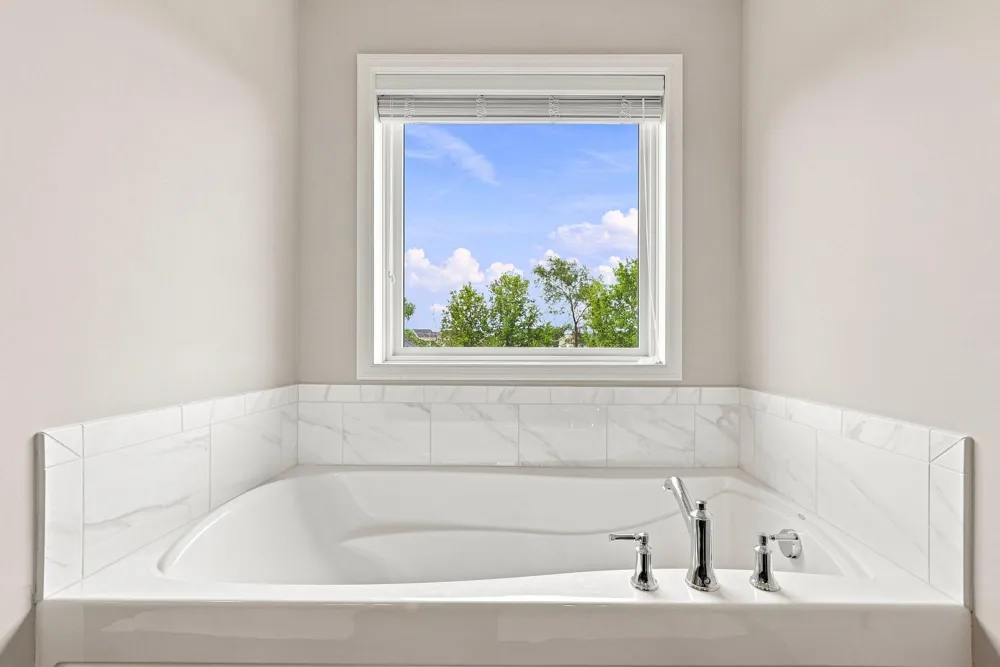 15835 Utah Court Savage, MN 55378