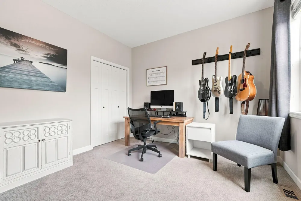 15835 Utah Court Savage, MN 55378