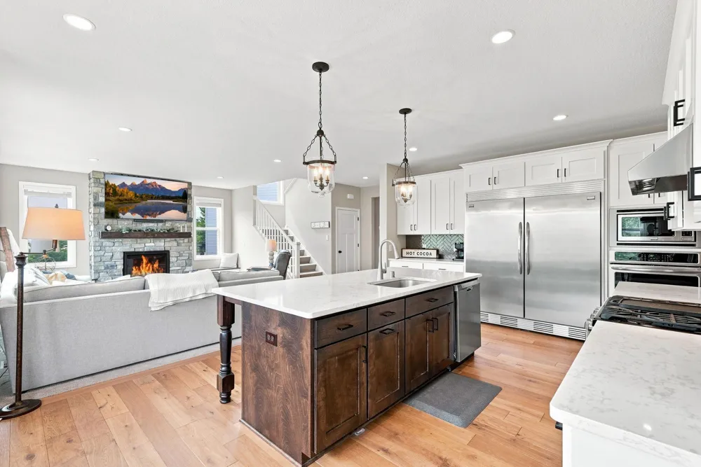 15835 Utah Court Savage, MN 55378