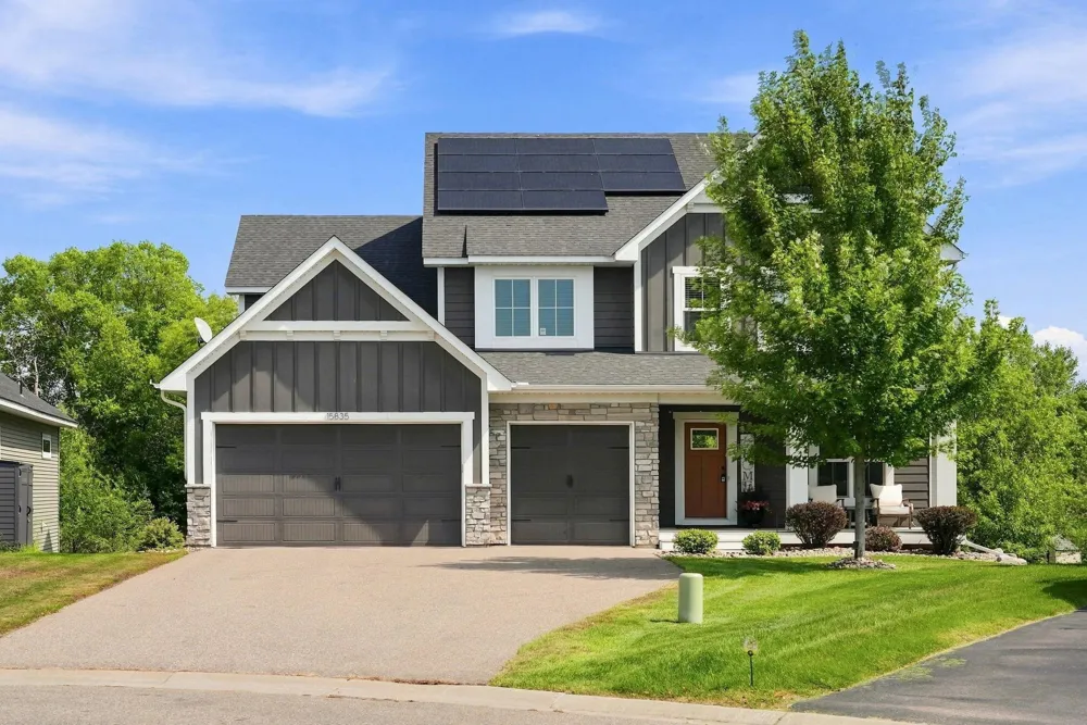 15835 Utah Court Savage, MN 55378