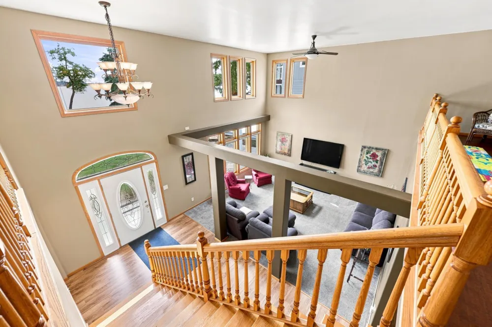 1082 W Lake Drive Detroit Lakes, MN 56501