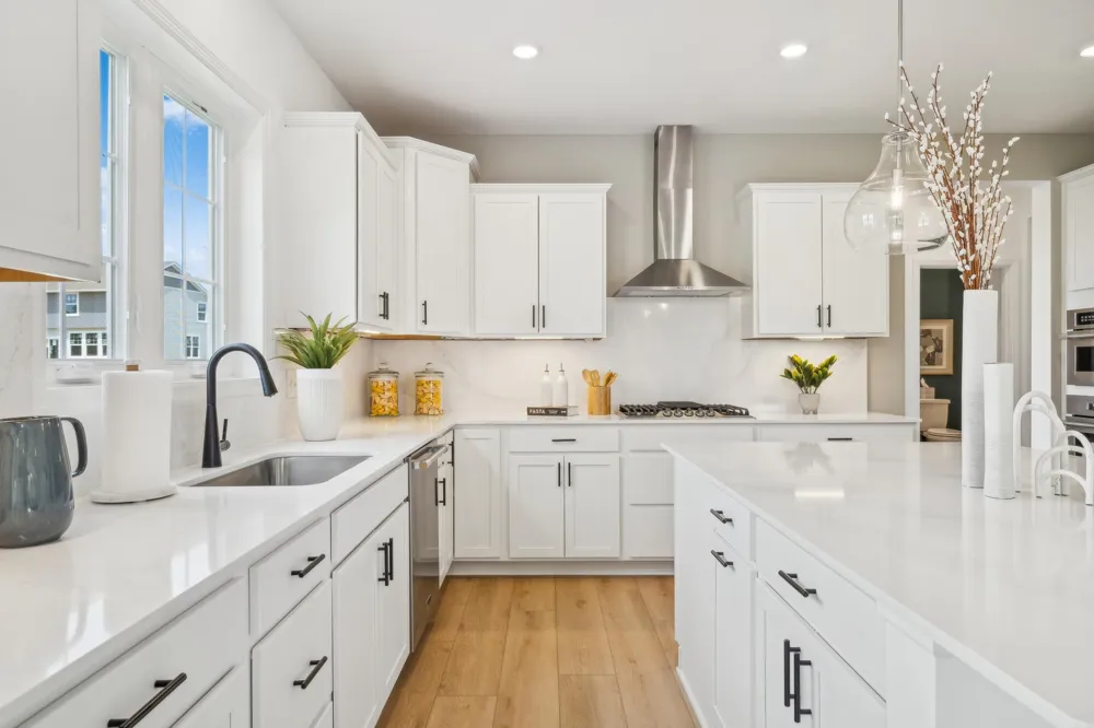 2690 Wood Duck Trail Shakopee, MN 55379