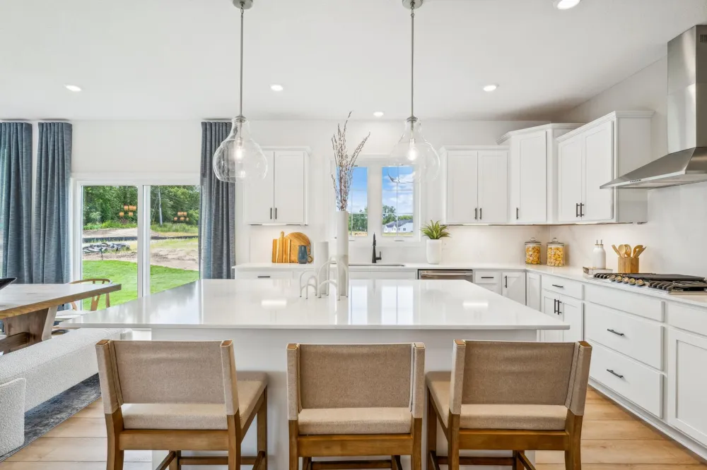 2690 Wood Duck Trail Shakopee, MN 55379