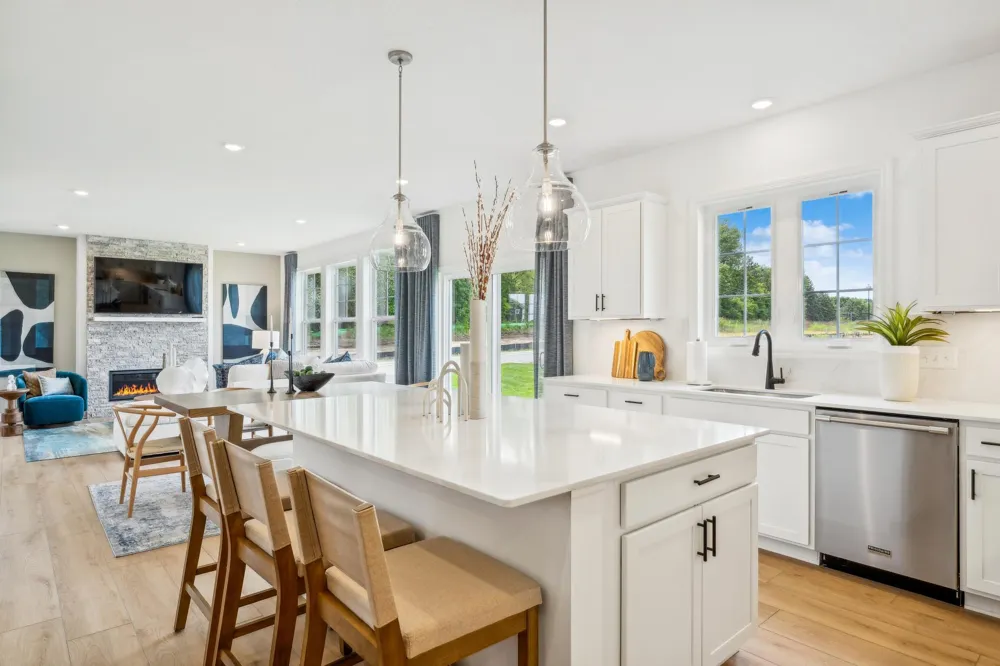 2690 Wood Duck Trail Shakopee, MN 55379