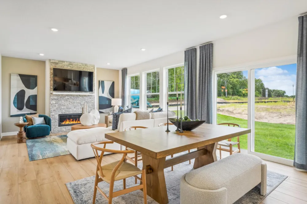 2690 Wood Duck Trail Shakopee, MN 55379
