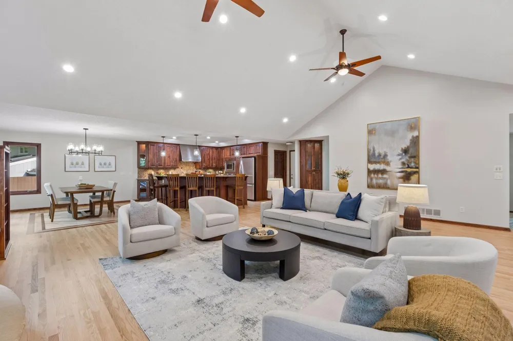 14885 Ironwood Court Eden Prairie, MN 55346