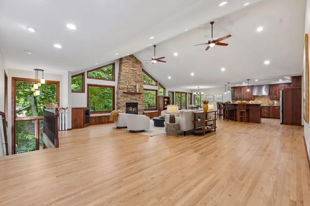 14885 Ironwood Court Eden Prairie, MN 55346
