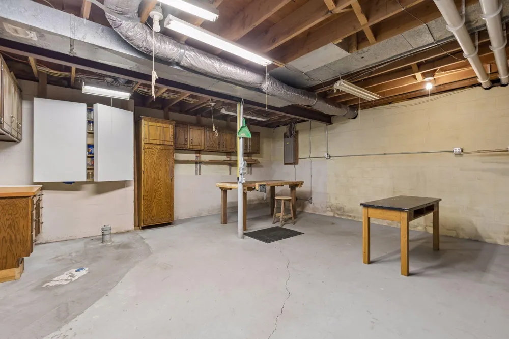 14885 Ironwood Court Eden Prairie, MN 55346