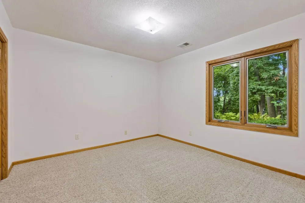 14885 Ironwood Court Eden Prairie, MN 55346